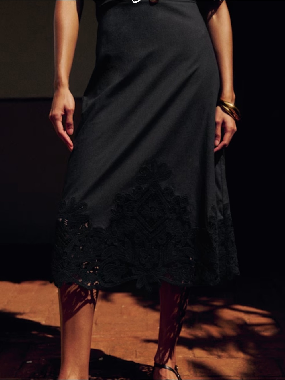 Sezane Tesya Skirt in Black
